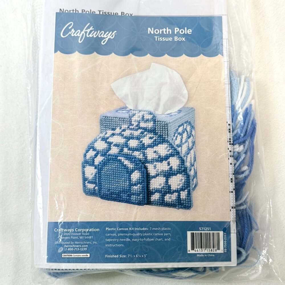 Craftways North Pole Tissue Box Plastic Canvas Kit - New/Sealed